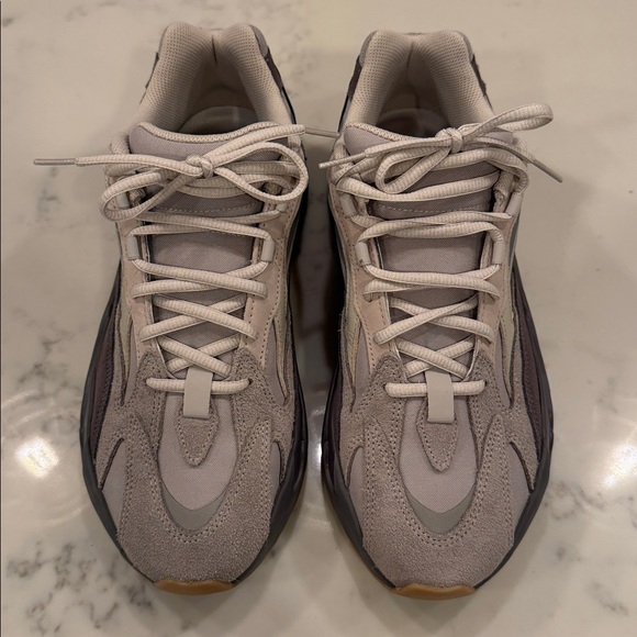 Adidas Yeezy Boost 700 V2 “Tephra” - Picture 2 of 8